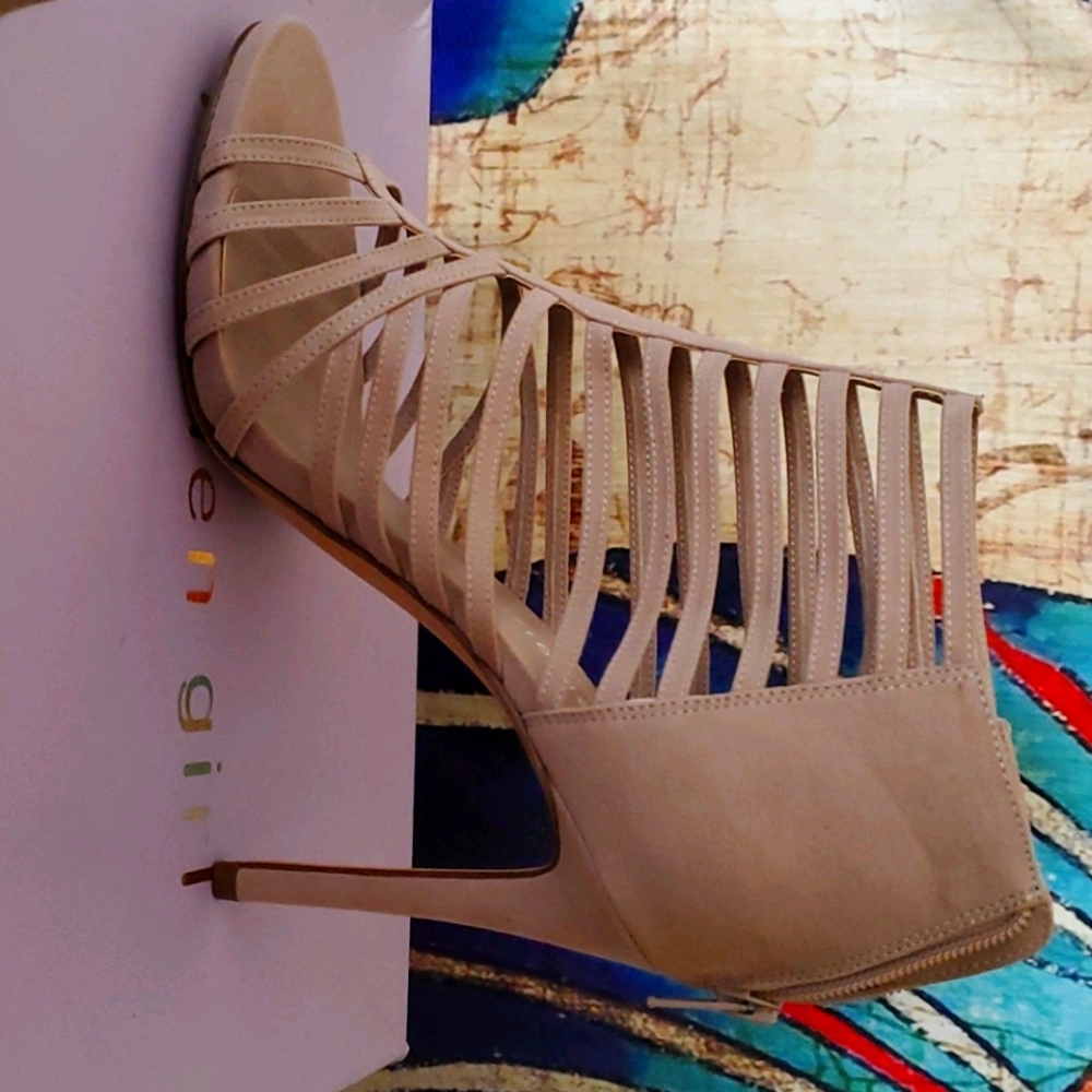 Taupe heel sandals
